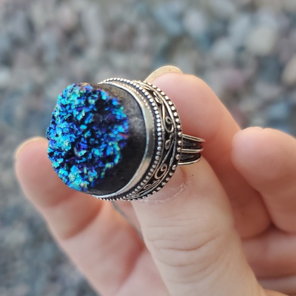 New Blue Titanium Druzy 925 Silver Ring. - Picture 11 of 15